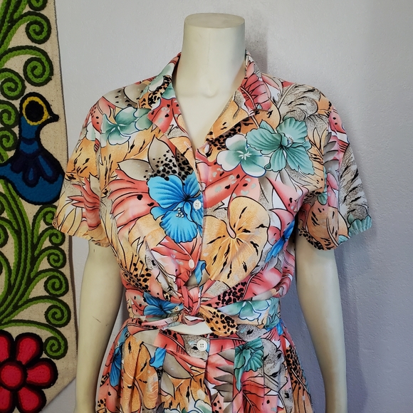 80s Tropical Print Button up top and Pleated skirt - Picture 6 of 8